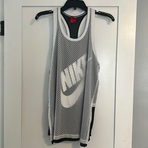 Nike tank